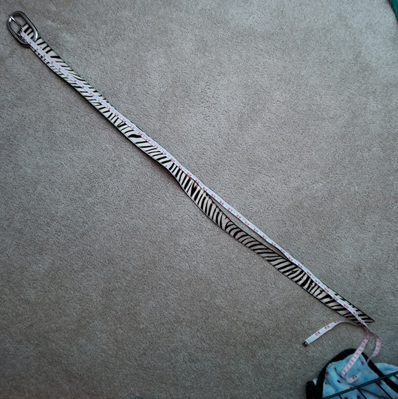 🏁 Michael Kors Zebra Print Dyed Cow Hair Belt - Size L - Picture 7 of 10